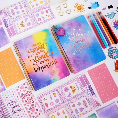 DIY Günlük Seti – Kızlar için Stickerlı Defter ve Hobi Kit